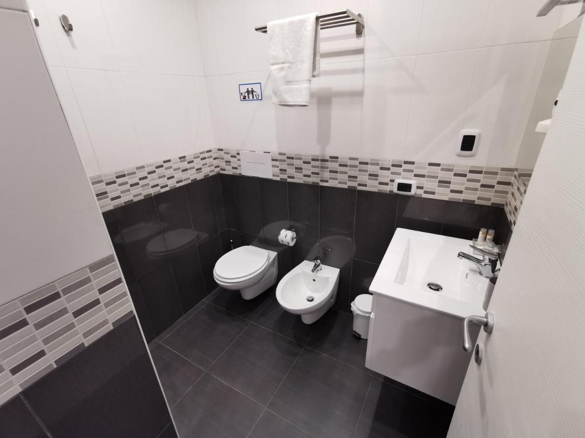 Soave Rooms 나폴리 외부 사진